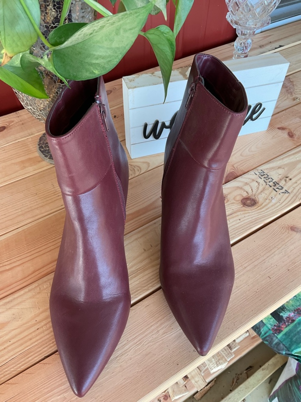 Madden Girl maroon ankle boots. Size 9.5 - Picture 4 of 6